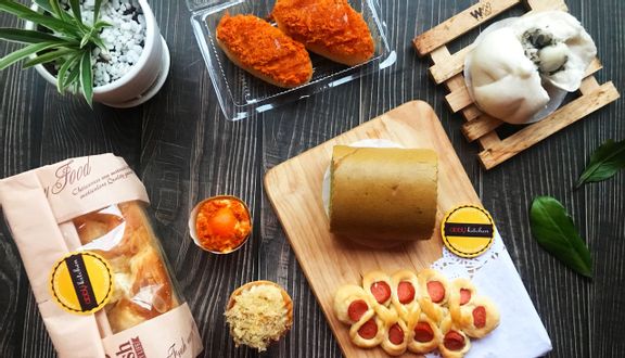 Abby Kitchen - Bông Lan Trứng Muối & Bánh Mì Hoa Cúc