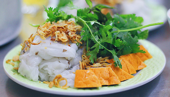 Giò chả thêm