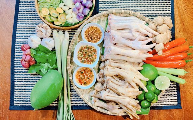 Zuri Yummy - Chân Gà Rút Xương