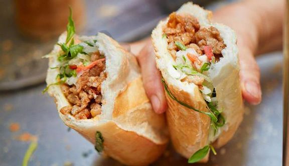 Bánh mì heo quay