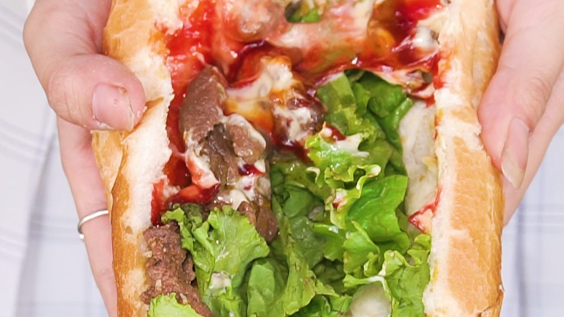 Bánh mì gà trứng ổ nhỏ
