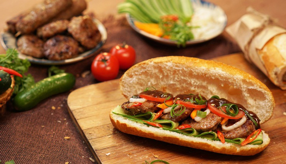 Bánh Mì Trứng Thịt Băm