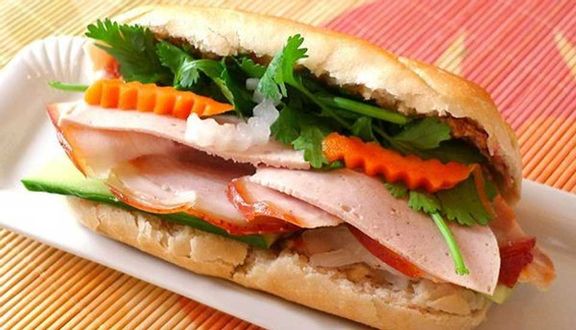 bánh mì gà xé