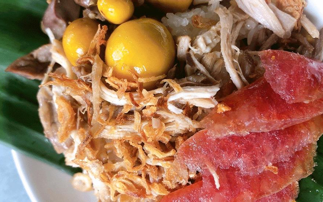Xôi gà Lạp Xưởng