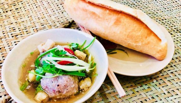 Bếp Bà Bư - Bánh Mì Xíu Mại Chén