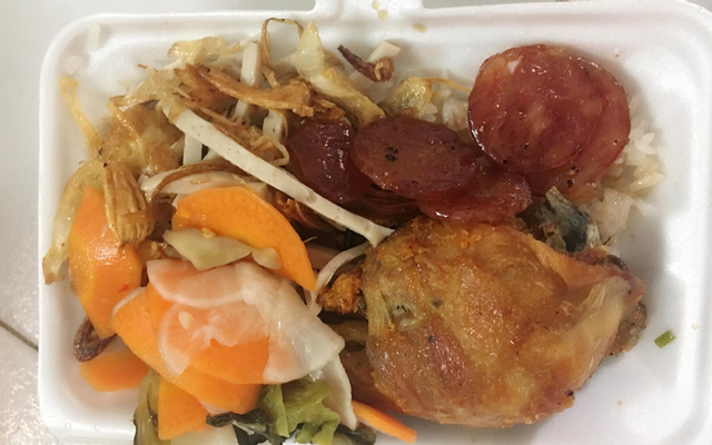 Trứng non