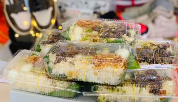 Xôi Cá Cơm - Trương Quốc Dung