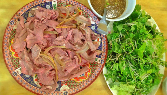 Bê Thui Hương - Nguyễn Thị Minh Khai