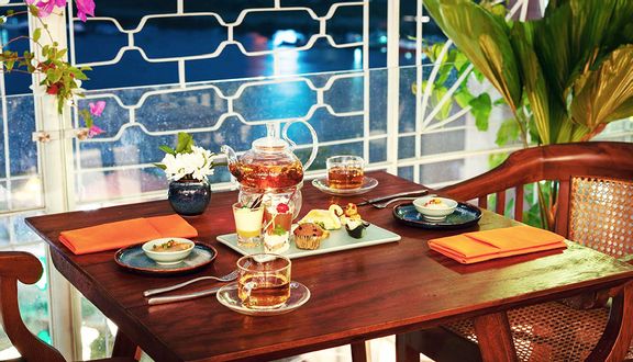 Bánh ướt chả lụa
