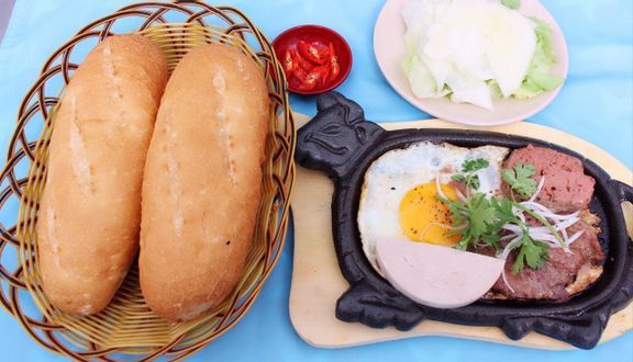Bít tết + xíu mại