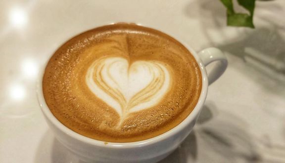 White Fang - Coffee & Tea