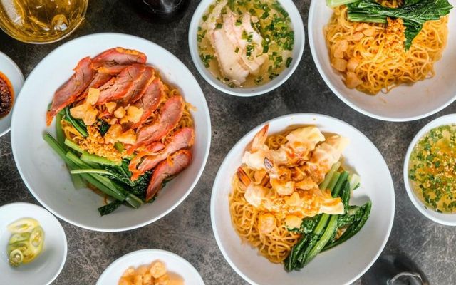 W Corner Coffee - Cơm Văn Phòng