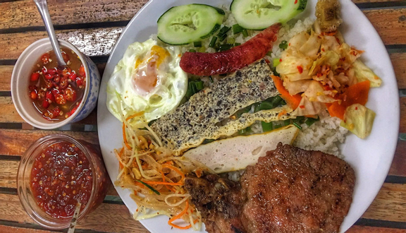 Cơm sò lông xào sả ớt