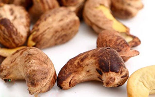 Hạt điều rang muối VinaNuts loại 1 hút chân không 500gram