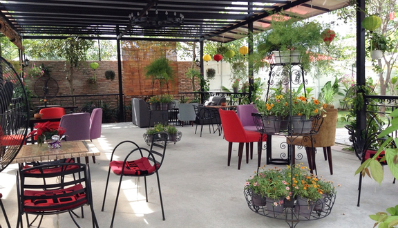 Cafe Villa Xuân Thủy