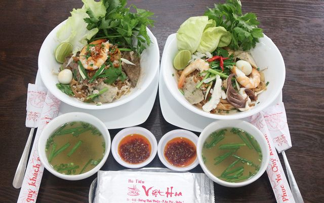 Việt Hoa - Hủ Tiếu, Nui & Bánh Canh