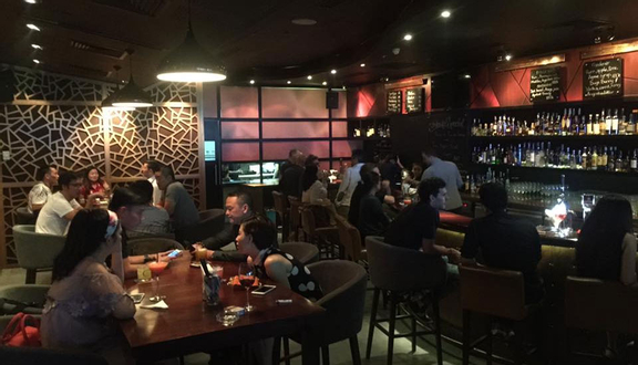 Vesper Gourmet Lounge