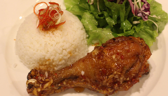 Út Trinh - Cơm Chiên Gà & Bún Thái Hải Sản