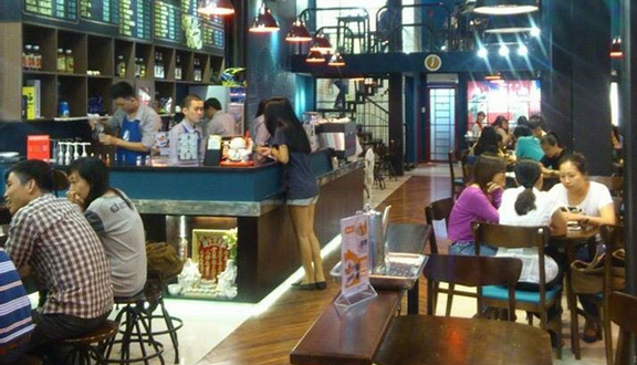 Urban Station Coffee Takeaway - Lê Văn Sỹ