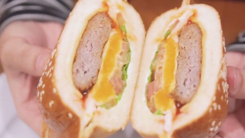 C3. Combo Cơm Chiên Mã Lai + Nước Ép