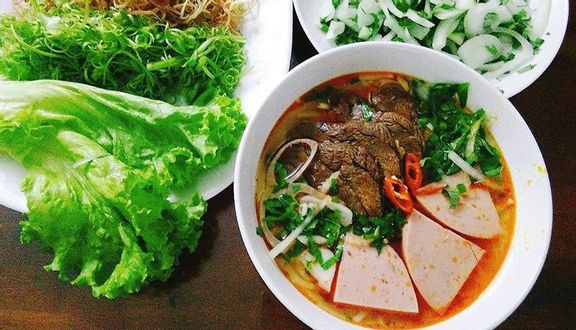 Bún bò đặc biệt