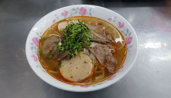 Bún bò chả