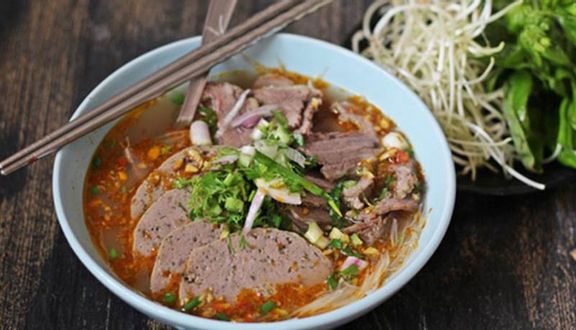Combo Bún riêu cua ốc + Trà tắc