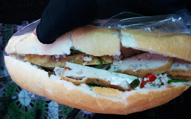 Bánh Mì Nguyên Hương
