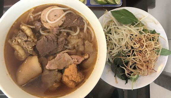 Bún bò Huế (Tô đặc biệt)