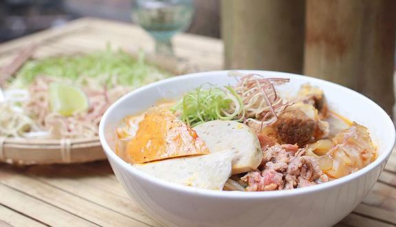 Gân + Chả