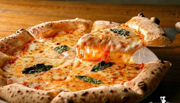 Gorgonzola pizza