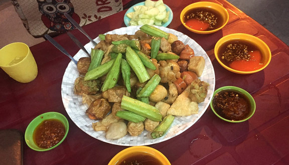 Cá viên chiên + đậu bắp