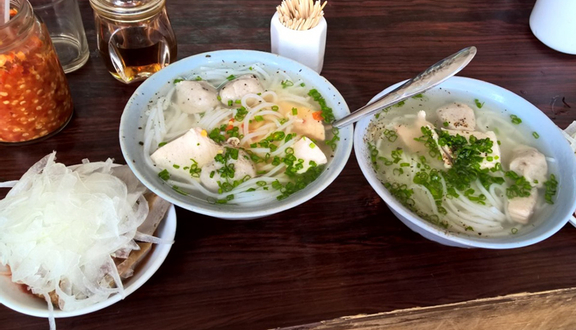 Bánh Canh Bà Thừa