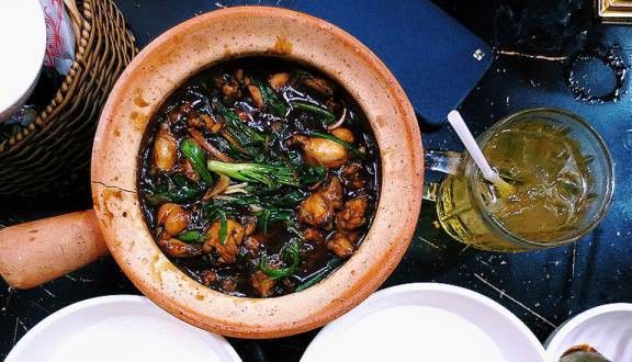 Combo 3 : 1 phần cháo ếch 2 con + 1 chai aquafina + 1 bánh mỳ