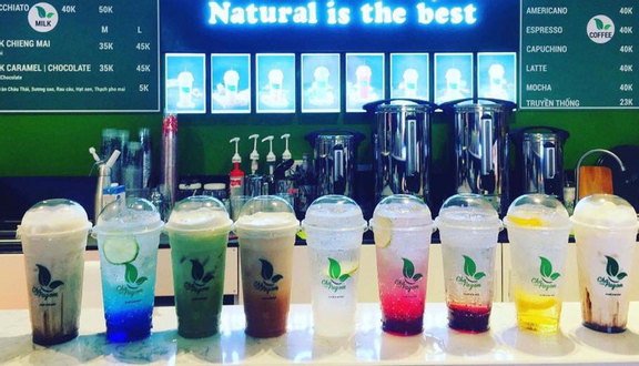 Thai green milk tea