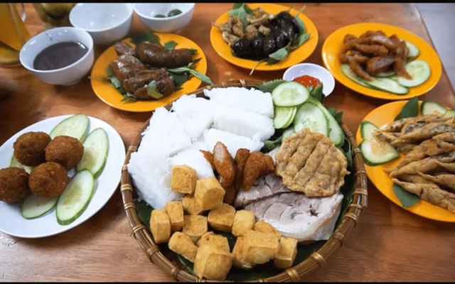 Bún đậu chả cốm
