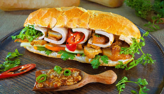 Bánh mì chả lụa