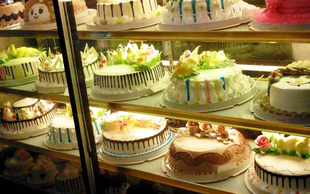 Tiệm Bánh Huệ Huệ