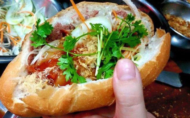 Tiệm Bánh Gia Bảo