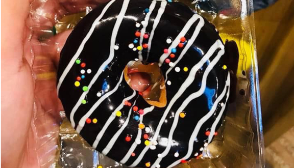 Tiệm Bánh Đồ Nút - Donut Take Away