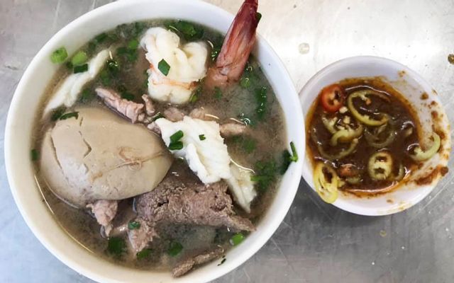 Tiệm Ăn Lại Ký Mì Gia