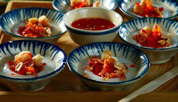 Cơm đùi gà xối mỡ
