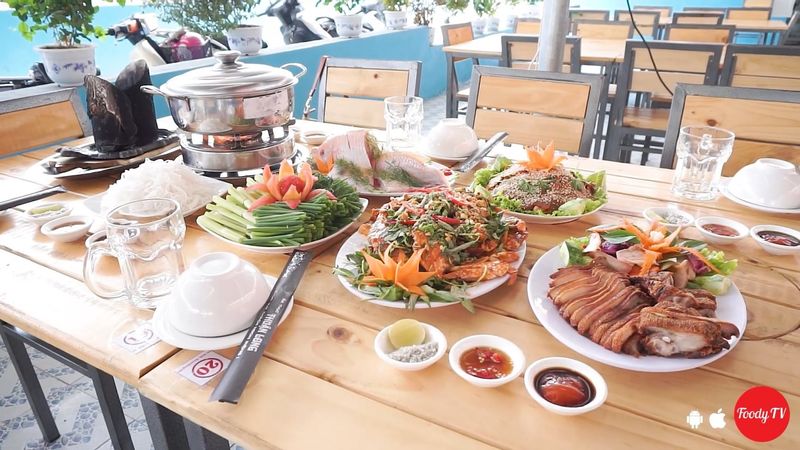 Chum Vàng - Ẩm Thực Gia Đình