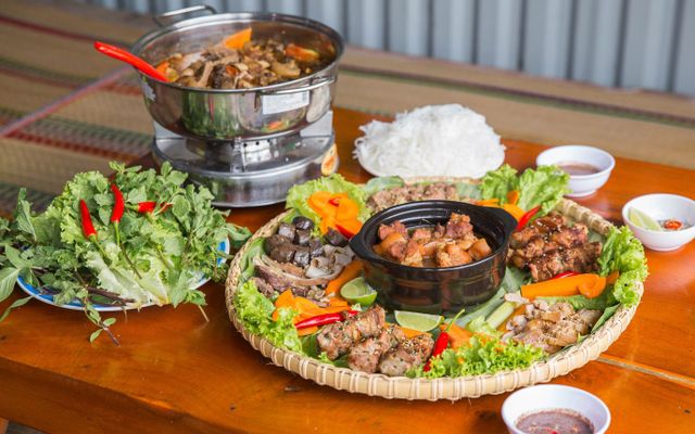 Ẩm Thực Tây Bắc Định Khiếu - Heo Mẹt & Lẩu Thắng Cố