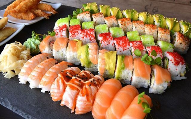 Thỏ Sushi