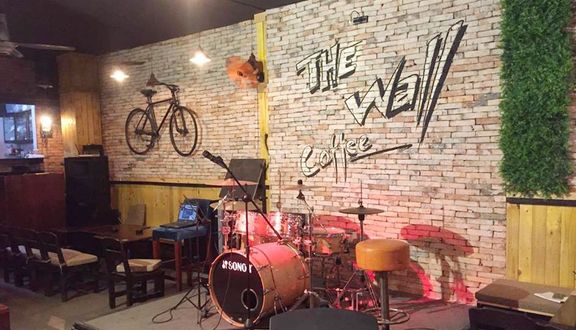The Wall Coffee