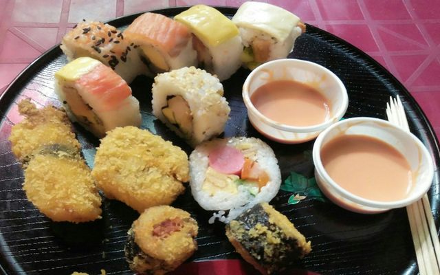 The Naka Sushi - Sushi Viên
