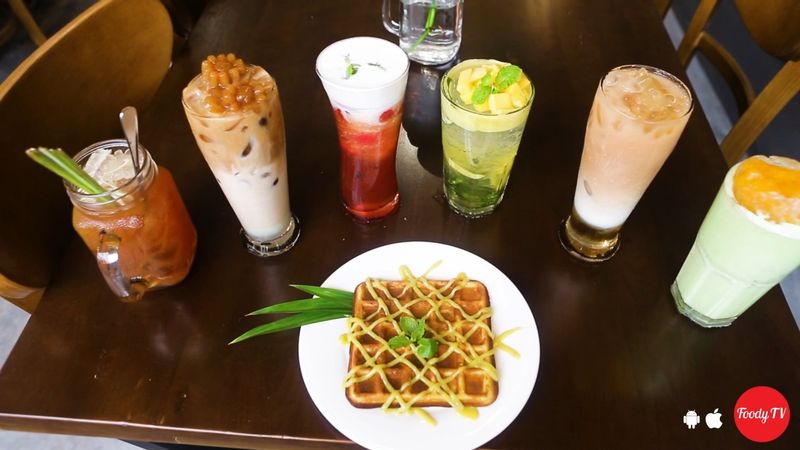 The Locks Coffee