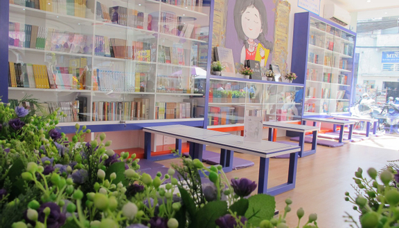 The Lib Coffee & Books