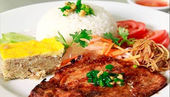 Combo 2: Cơm sườn bì chả+Cơm sườn trứng+ 1 coca